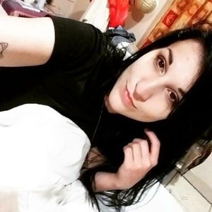 Meet your Posher, Nikki